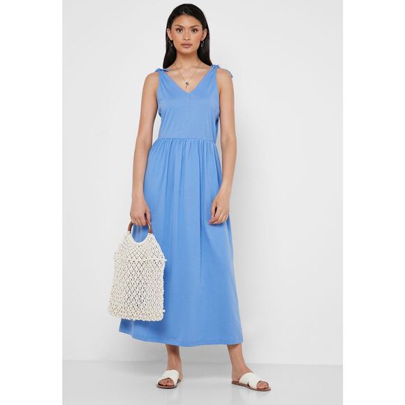 Vero Moda Dresses & Skirts - Vero Moda Rebecca Knot 7/8 Dress Granada Sky XS